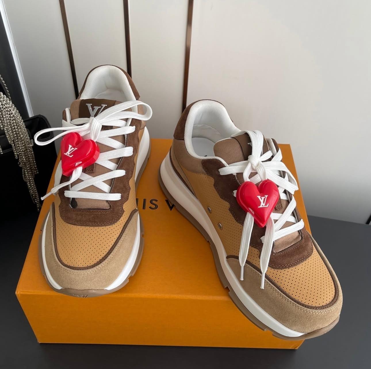 Sneakers Louis Vuitton Beige Premium